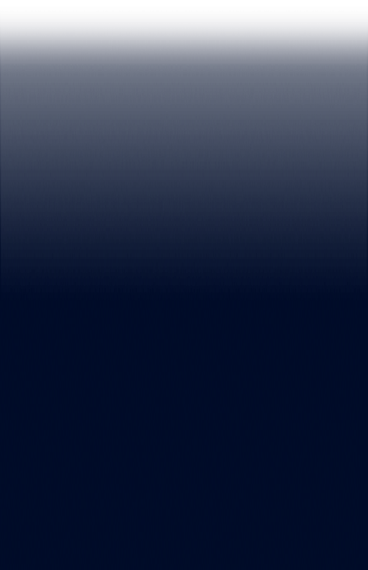 Person hält goldene Auszeichnung auf rotem Teppich