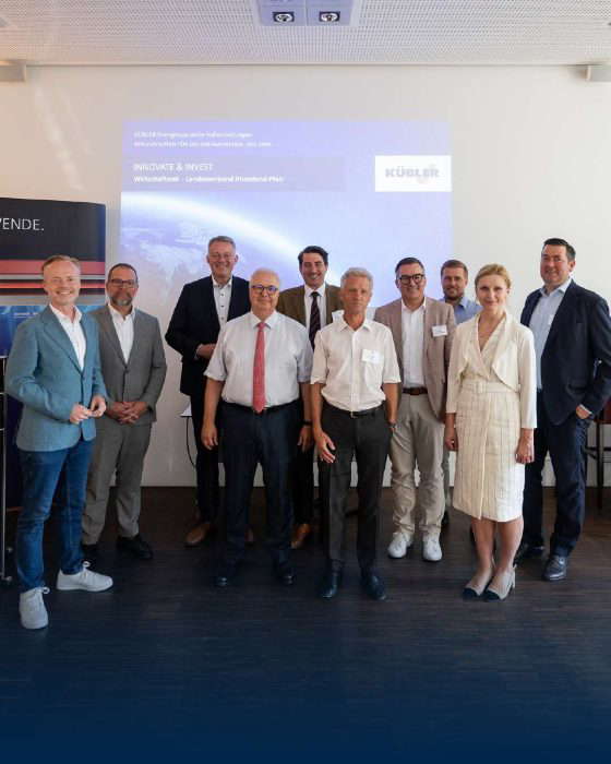 Gruppebillede ved forretningskonference