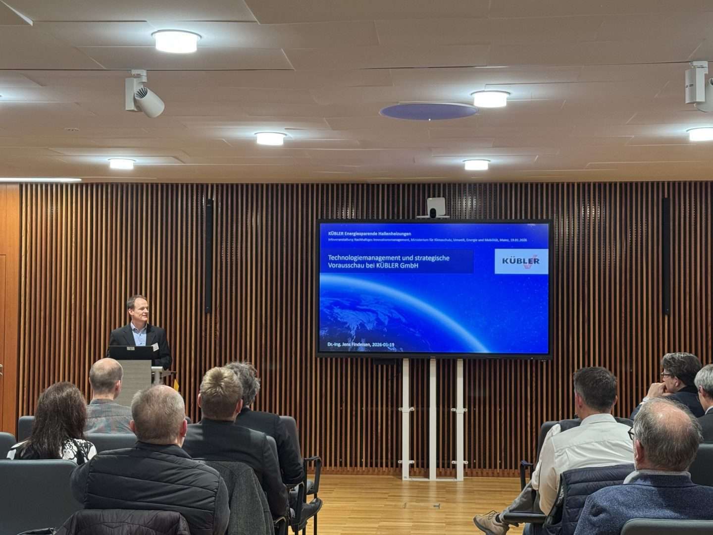 Lecture on technology management at KÜBLER GmbH